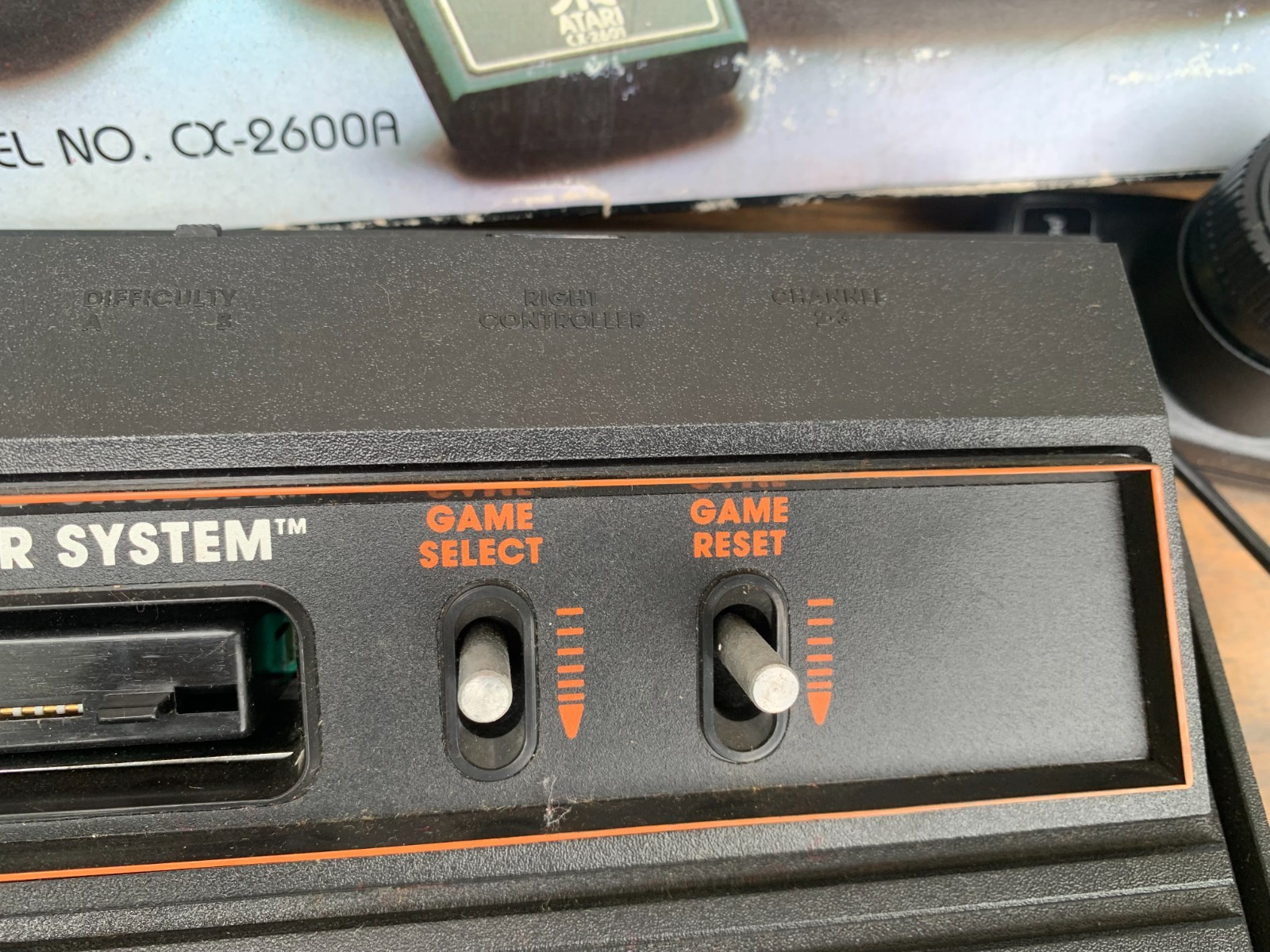 Atari CX-2600A Video Computer System Game Console W/ 2 Controllers Paddles & Box