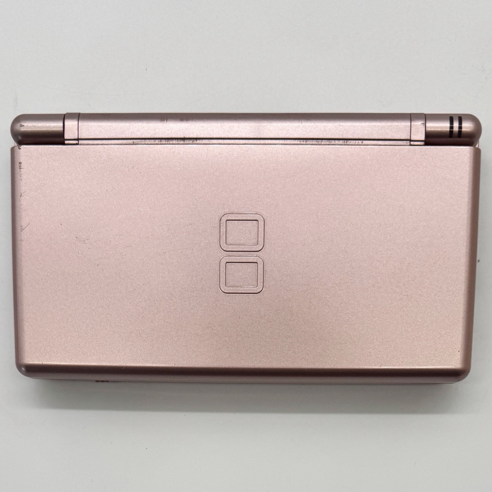 Nintendo DS Lite Handheld Game Console – Metallic Rose w/ Stylus & Charger