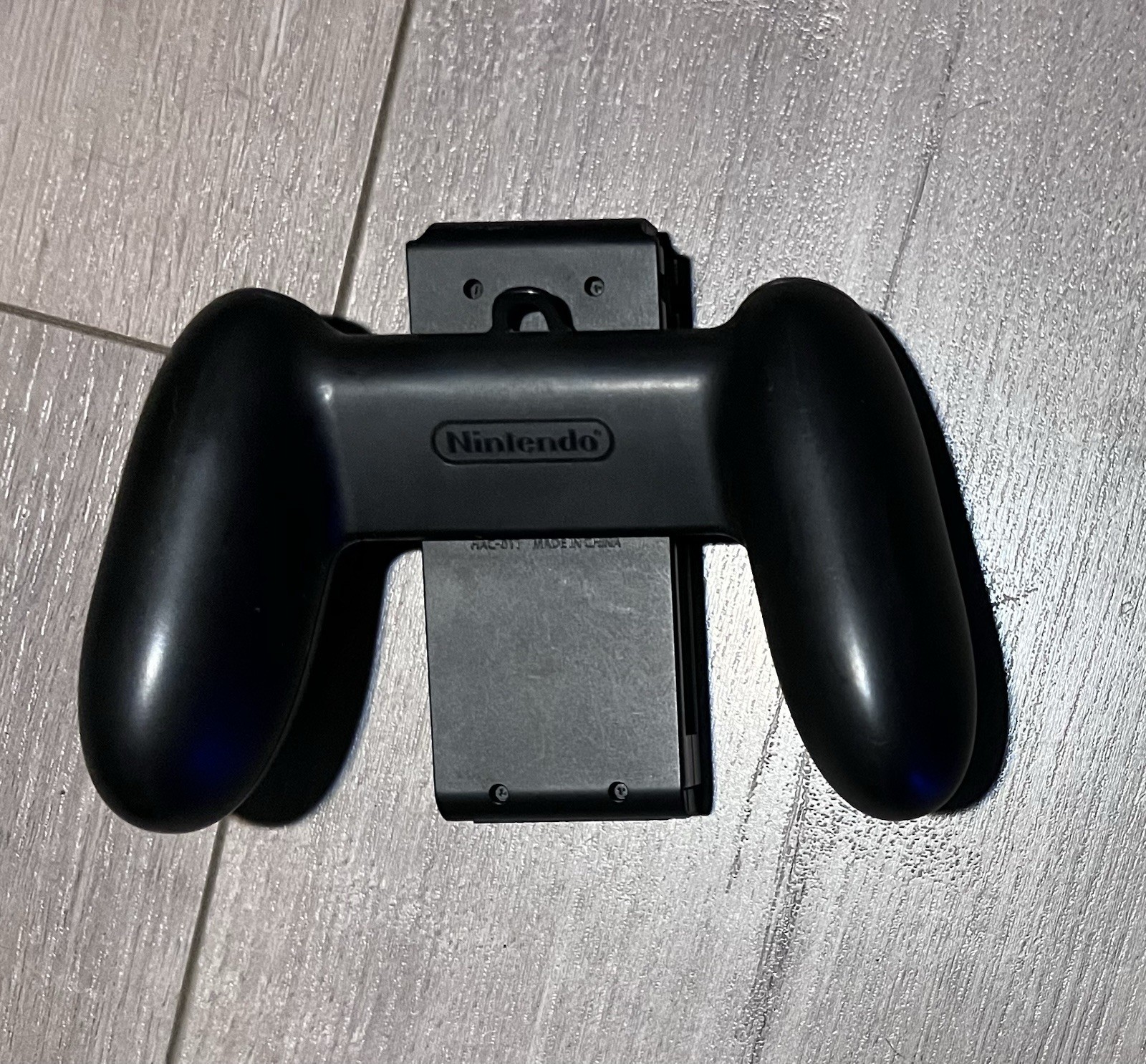 Nintendo Switch, 128 GB MicroSD, Dock, Joycon Grip, Controllers, Cables Included