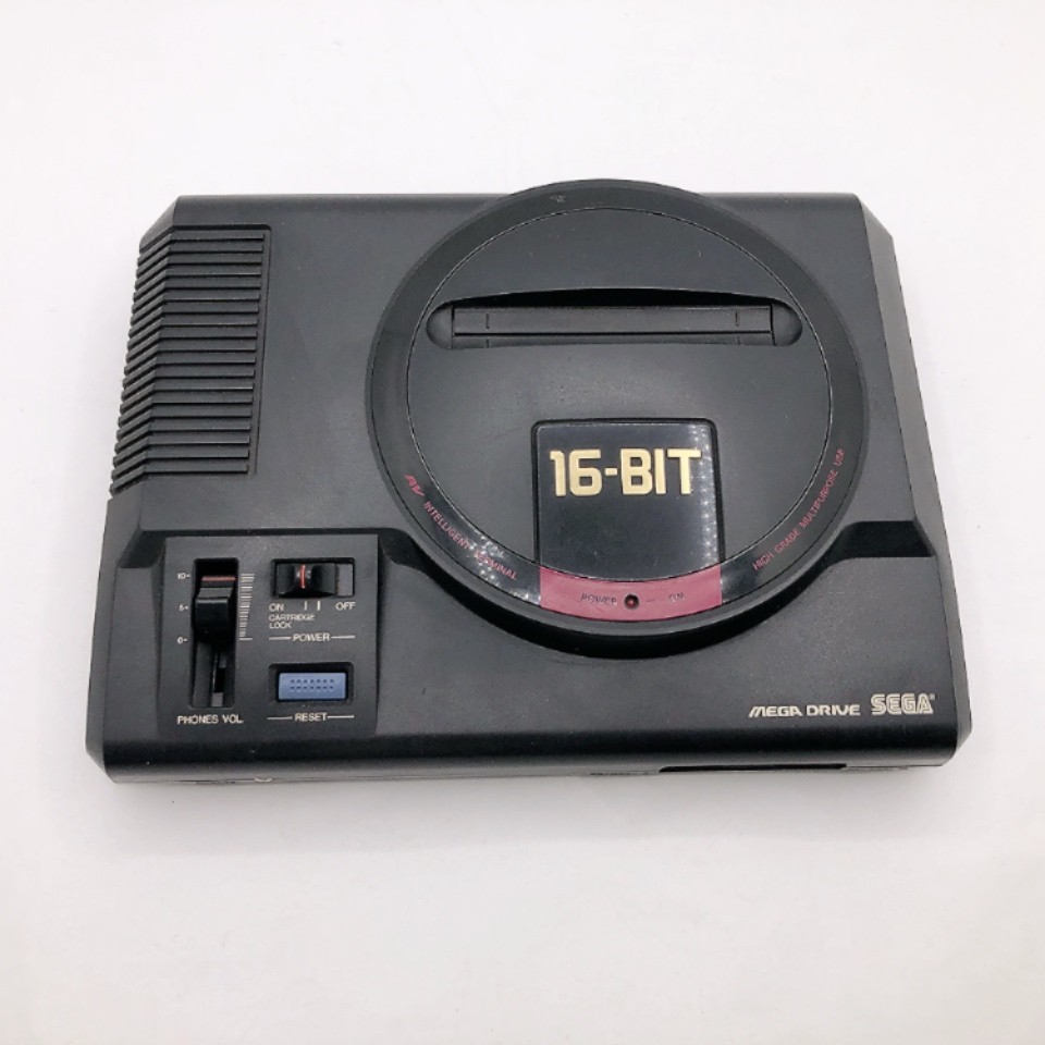 Sega Mega Drive Console HAA-2510 2 Controller Megadrive NTSC-J Japan Tested
