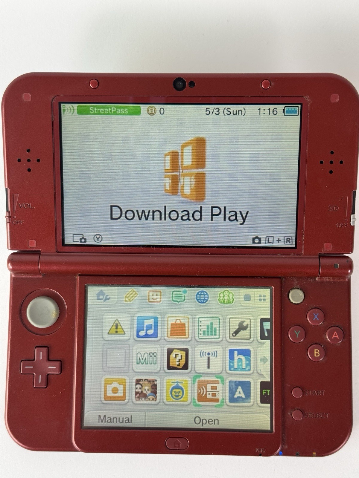New Nintendo 3DS LL/XL – In English – Metallic Red – 64gb-w/new charger