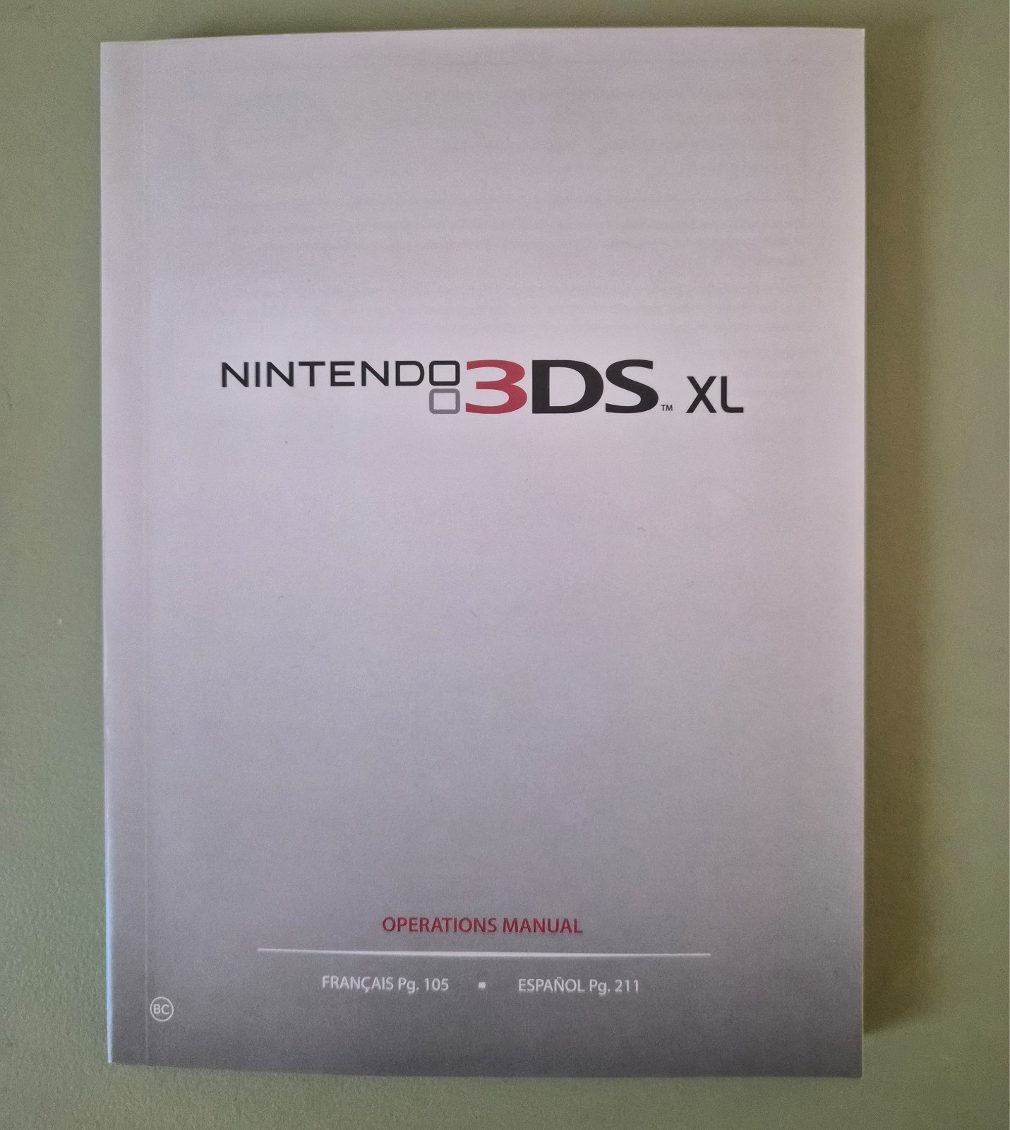Nintendo 3DS XL Pink White Complete in Box CIB Bundle Lot 3 Games Stylus Charger