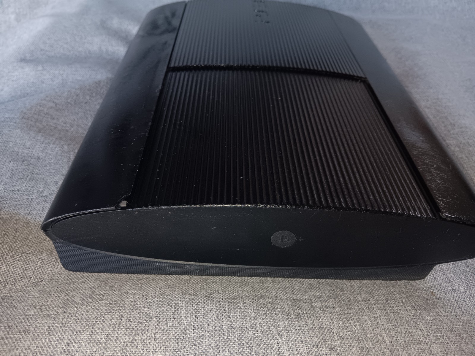 Sony PlayStation 3 Super Slim CECH-4001B 250GB Console