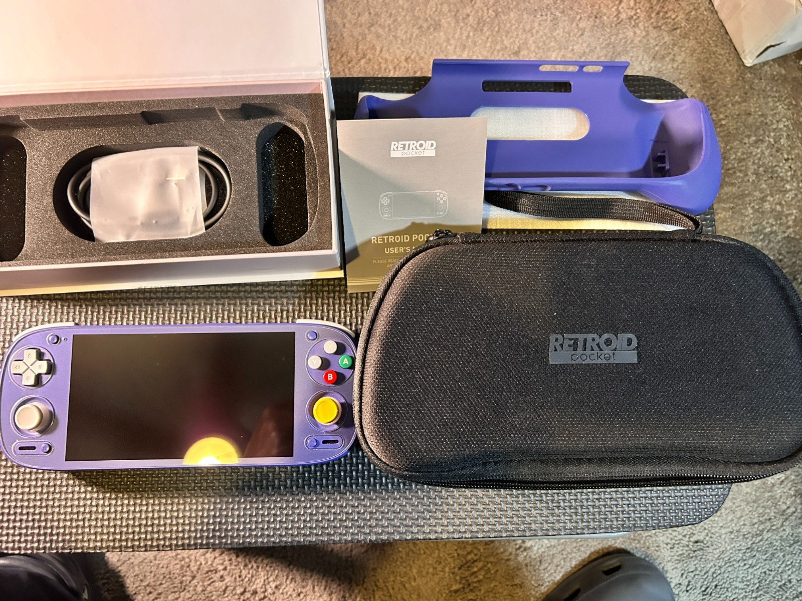 RETROID POCKET 5 (PURPLE) 8GB/128GB (FREE CASE AND GRIP) MUST BE SET UP (GXRG)