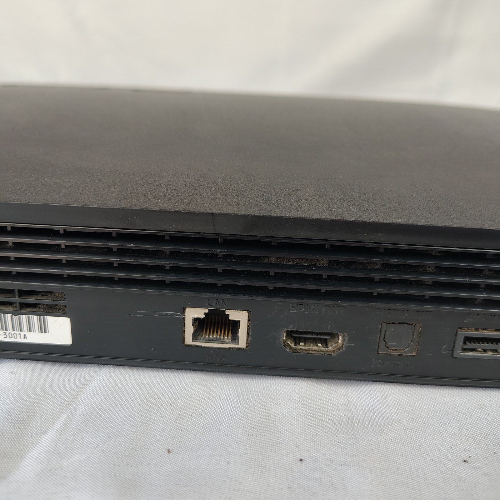 Read!!! Sony PlayStation 3 Slim 160GB Console – Black CECH-3001A