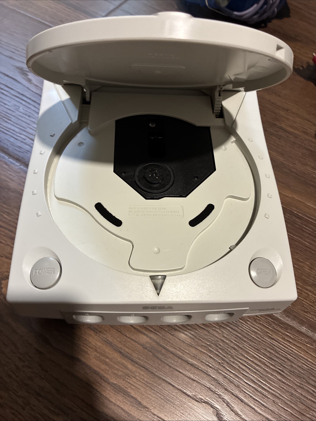 SEGA Dreamcast HKT-3020 With 3 Controllers Cables 2 Memory Cards +Games Tested