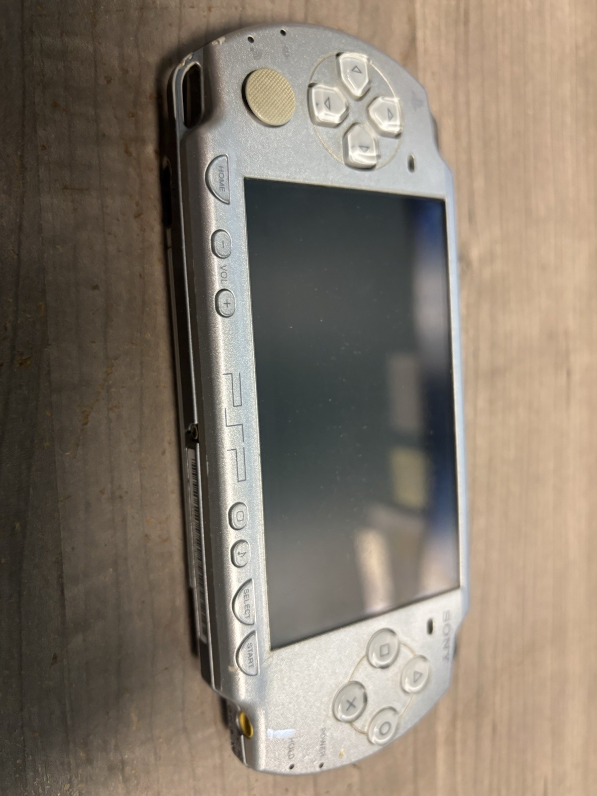 Sony PSP-2001 Silver Console no battery