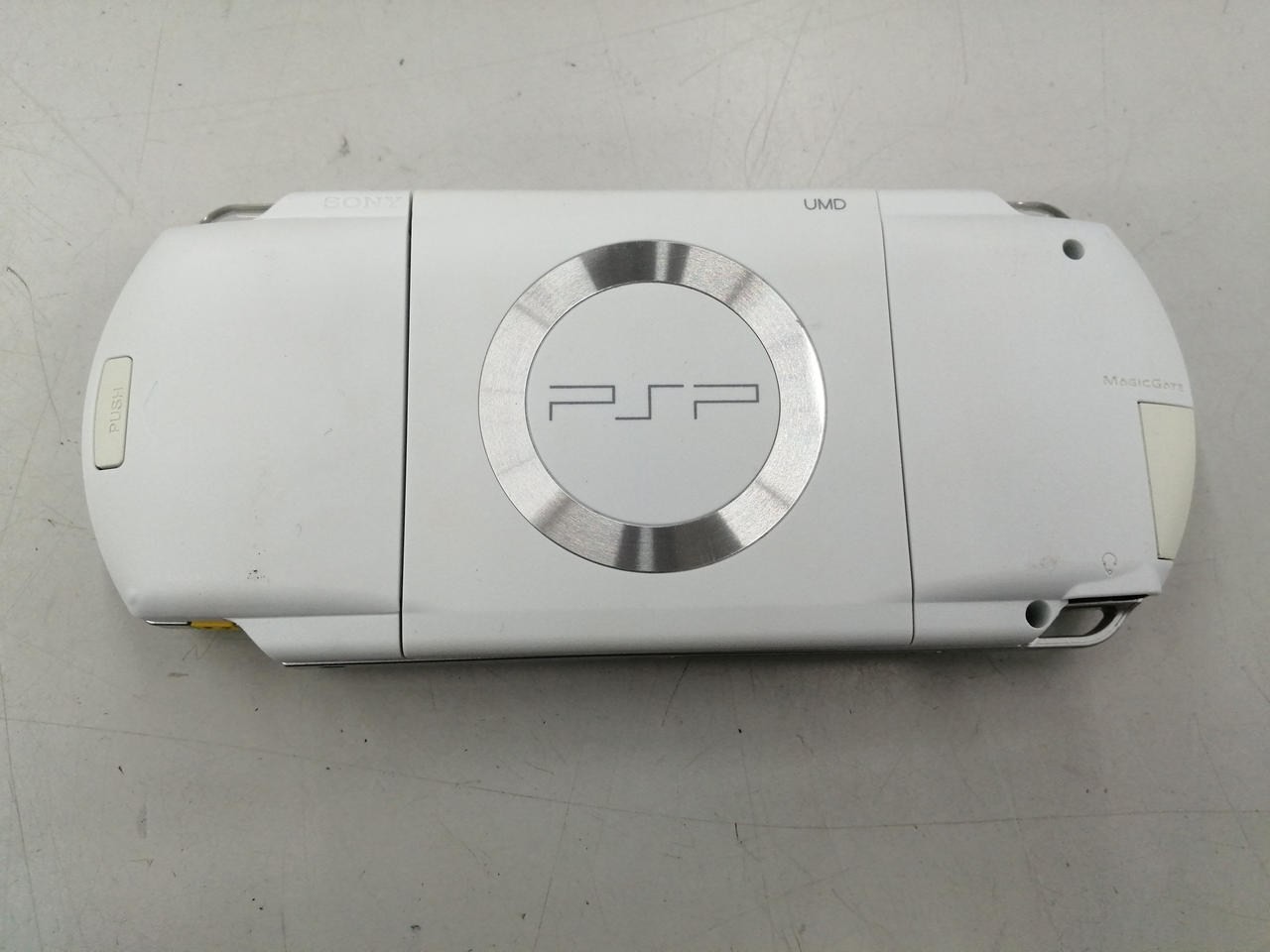 Sony PlayStation Portable PSP-1000 Console Battery Included A2276