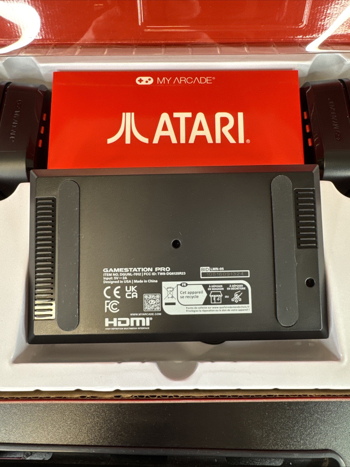 My Arcade Atari GameStation Pro HDMI Console Games 7000 – 2 Wireless Controllers