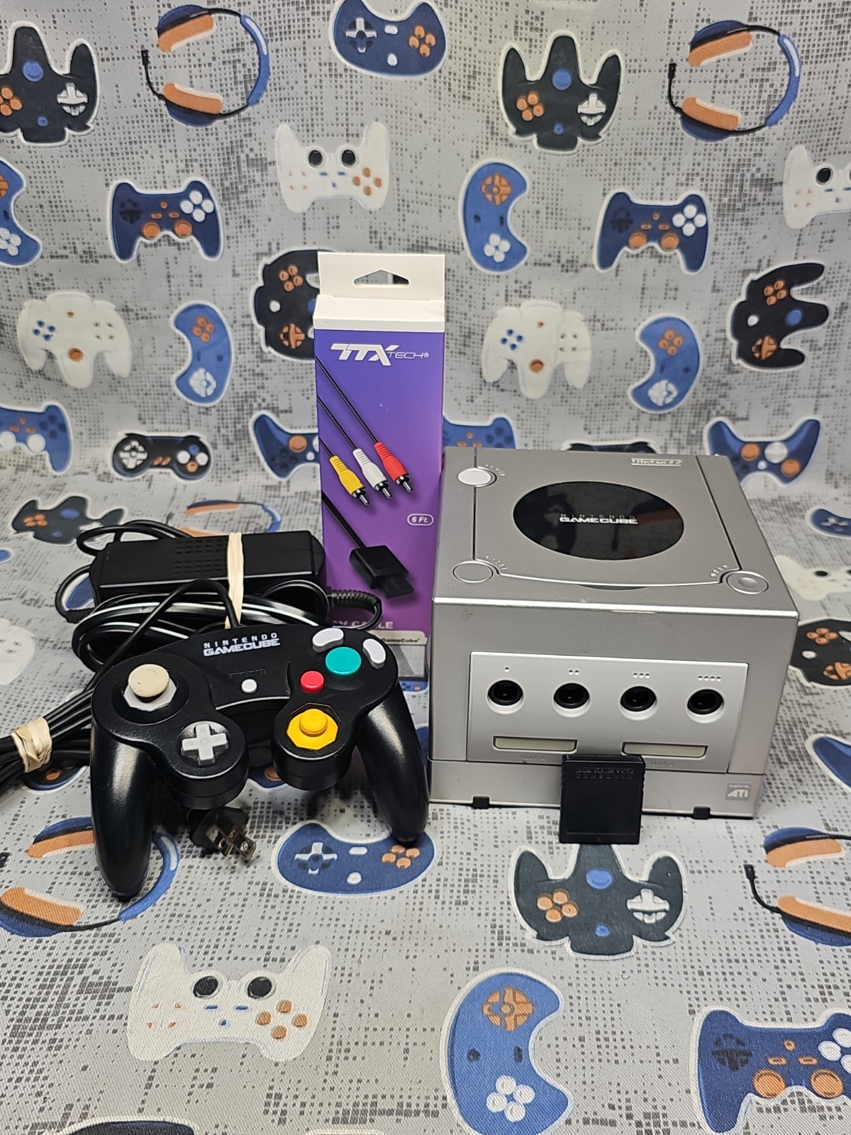 Nintendo GameCube Silver – DOL-101 USA – w/ Controller & Cords CONDITION TESTED