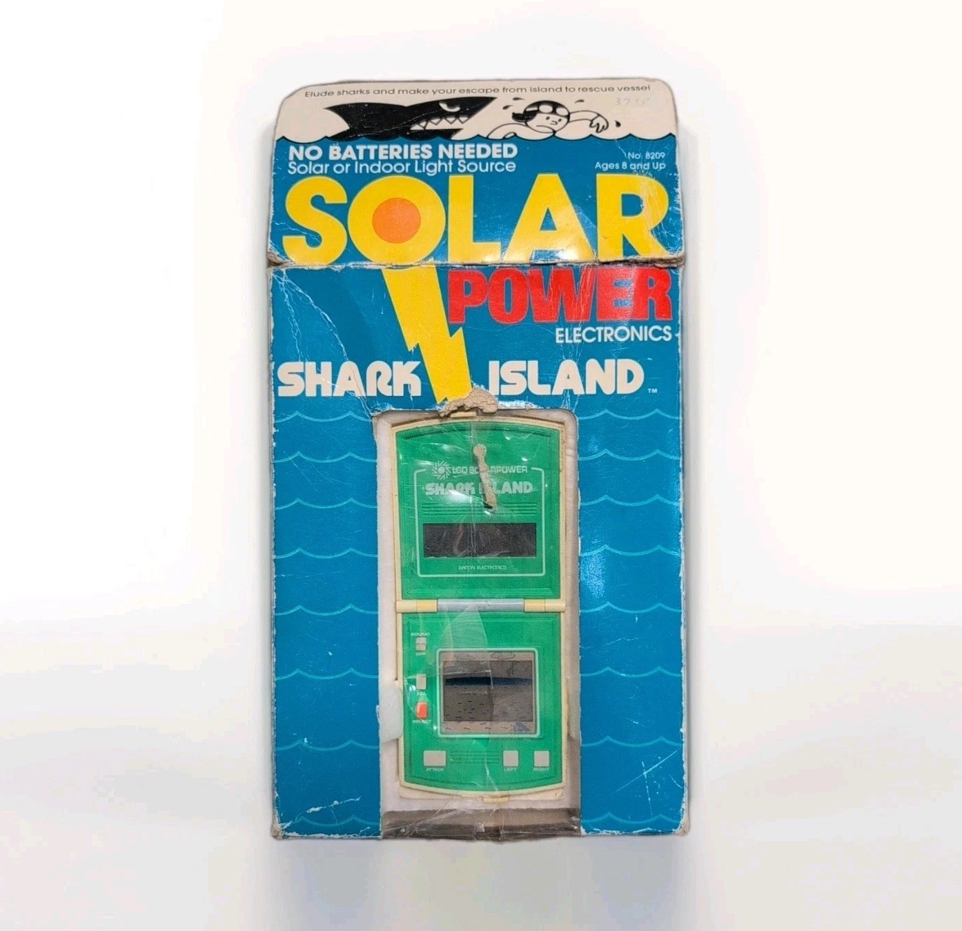 Solar Powered Shark Island Game Bandai Electronics VINTAGE 80s Handheld In Box