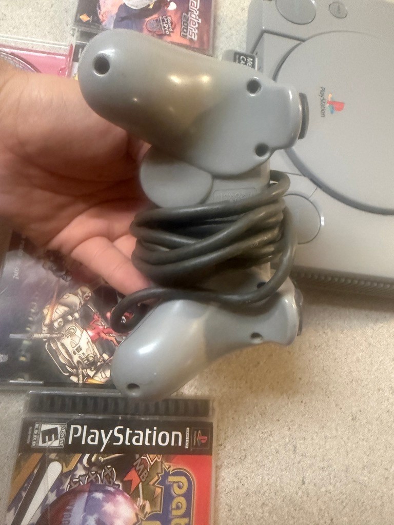 Original Sony PlayStation 1 PS1 Console Bundle, 1 controller + 5 games! TESTED