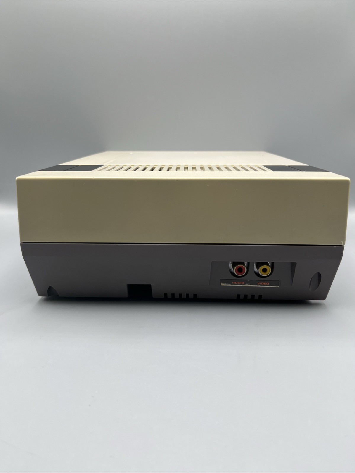 Nintendo Entertainment System NES Console NES-001 w/ AV and Power Cable Tested