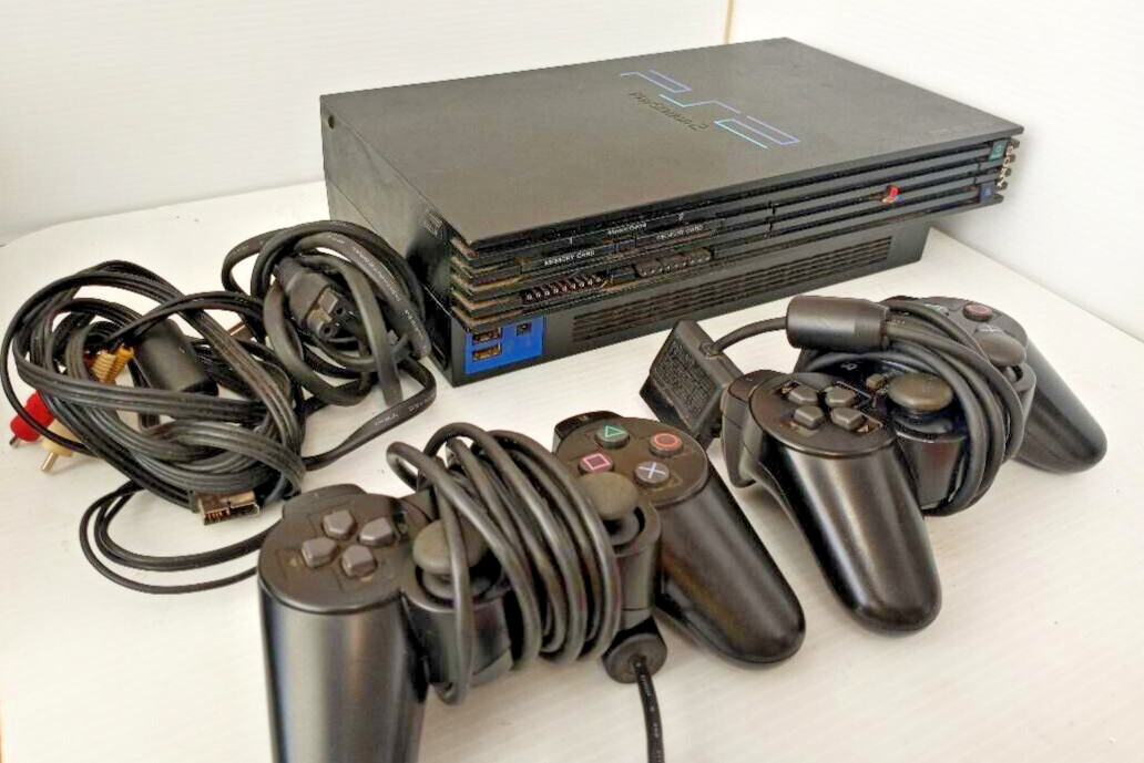 Sony PlayStation 2 Console – Black (SCPH-39001)+ 15 games (FC209-T/ JJ1005)