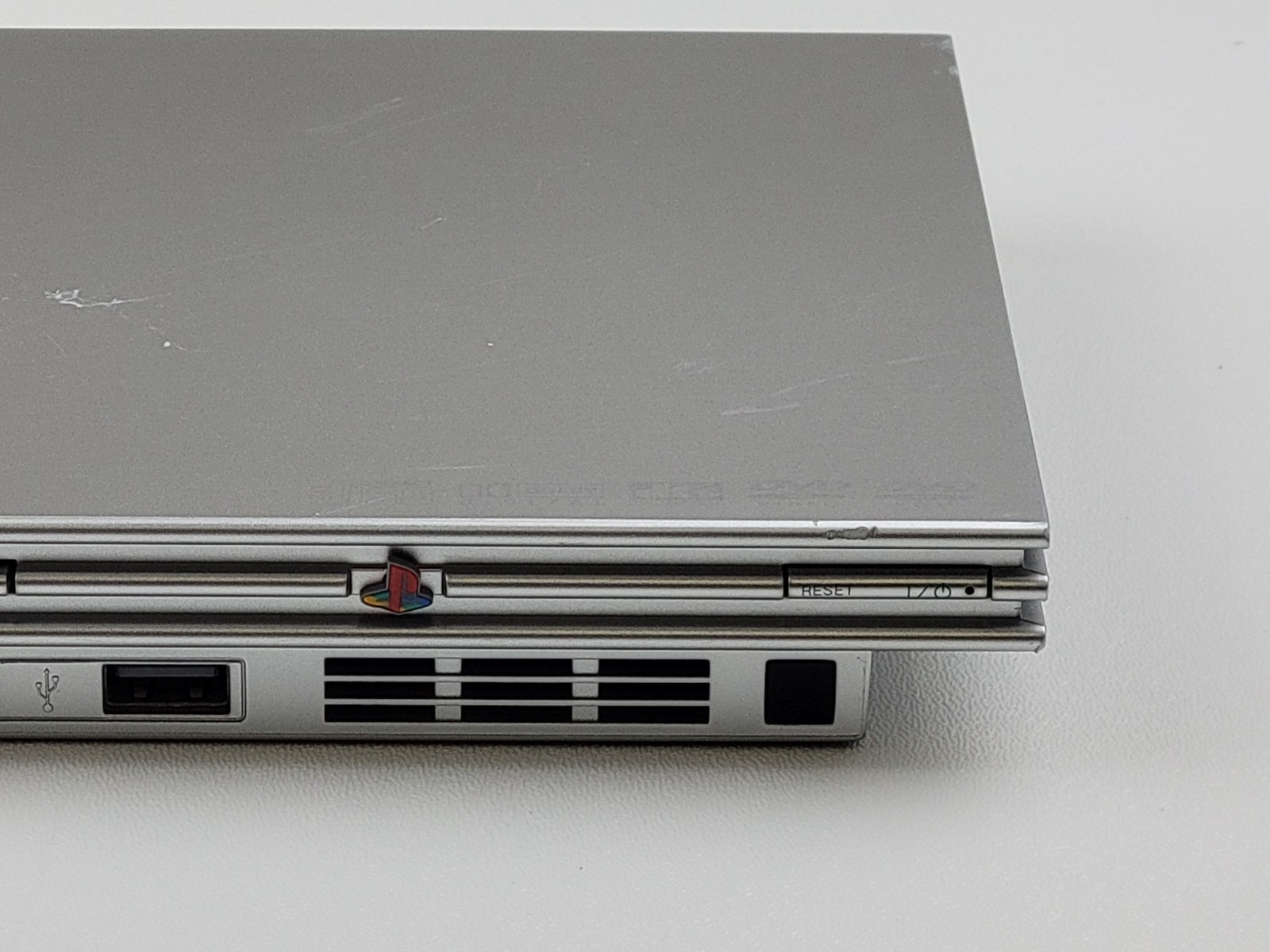 Sony PlayStation 2 PS2 Slim (SCPH-79001) – Silver – Console ONLY – SMALL ISSUE