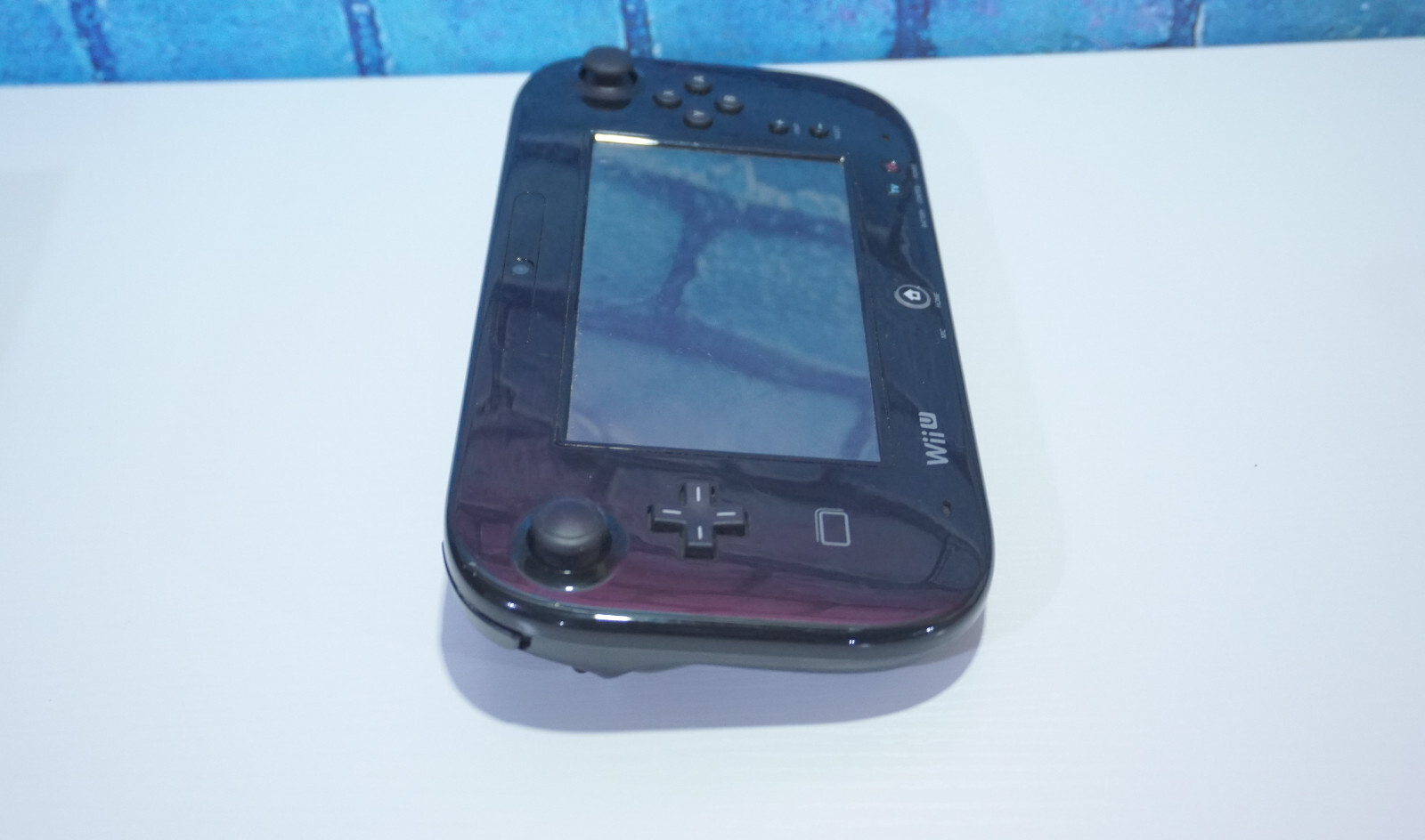 Nintendo Wii U 32GB Black Deluxe Console WUP-101(02) with Gamepad and 10 Games