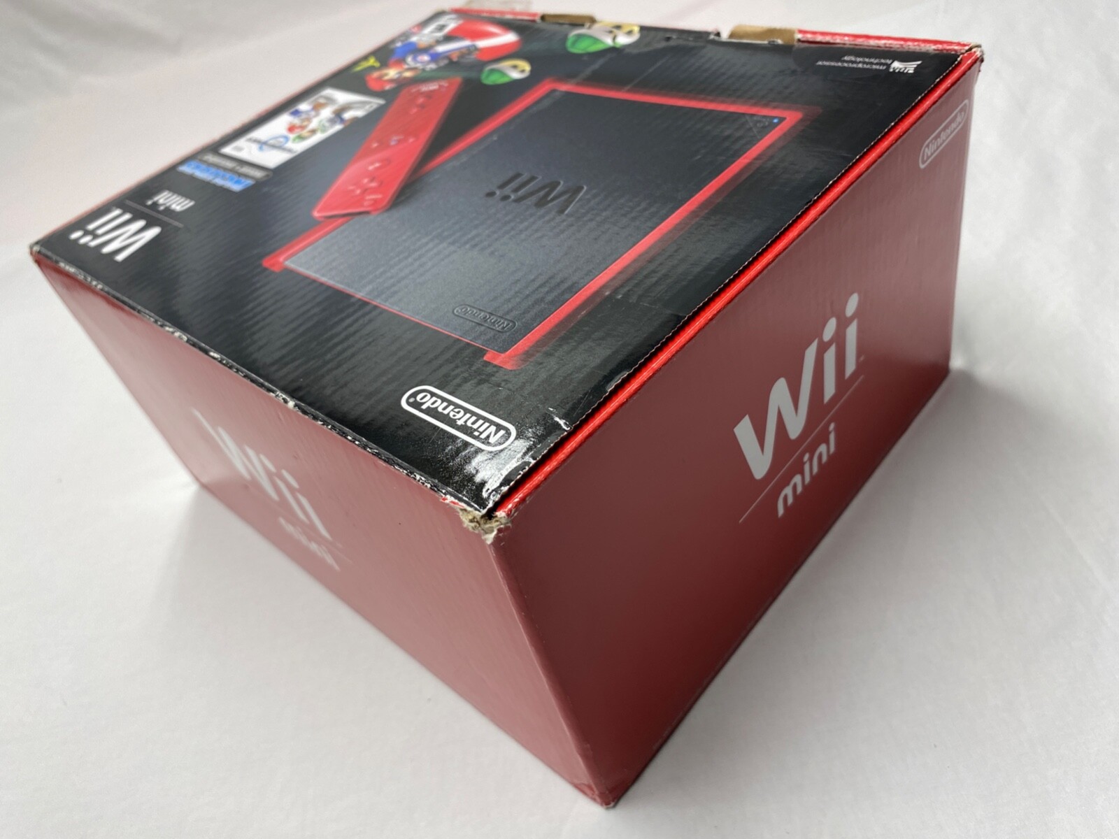 Nintendo Wii Mini Console Bundle – Original Box With Mario Kart Tested Clean
