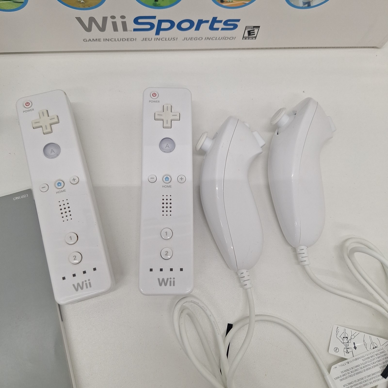 Nintendo Wii Console Complete In Box with Wii Sports Bundle – White [Tested]