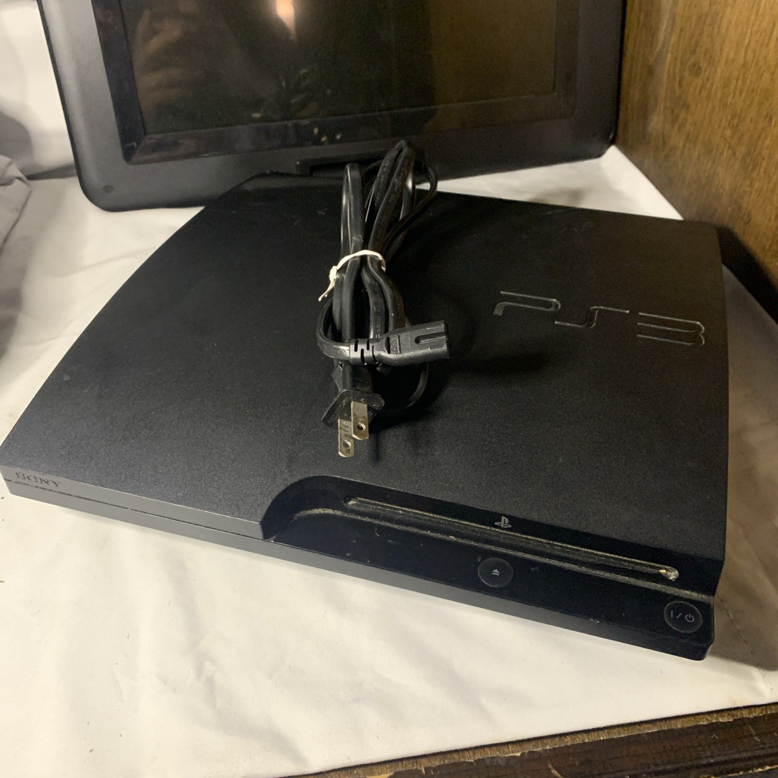 Sony PlayStation 3 Slim 160GB Console Only 3001A FW 4.81 Not Reading Games