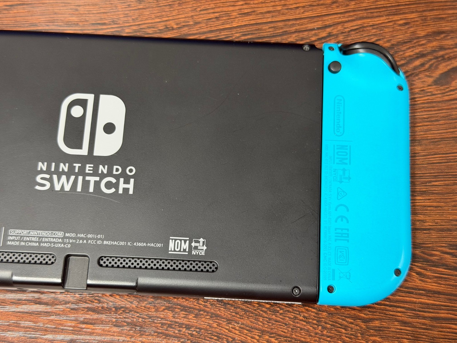 Nintendo Switch Handheld Console Blue Green – Excellent Mint Cond with Extras