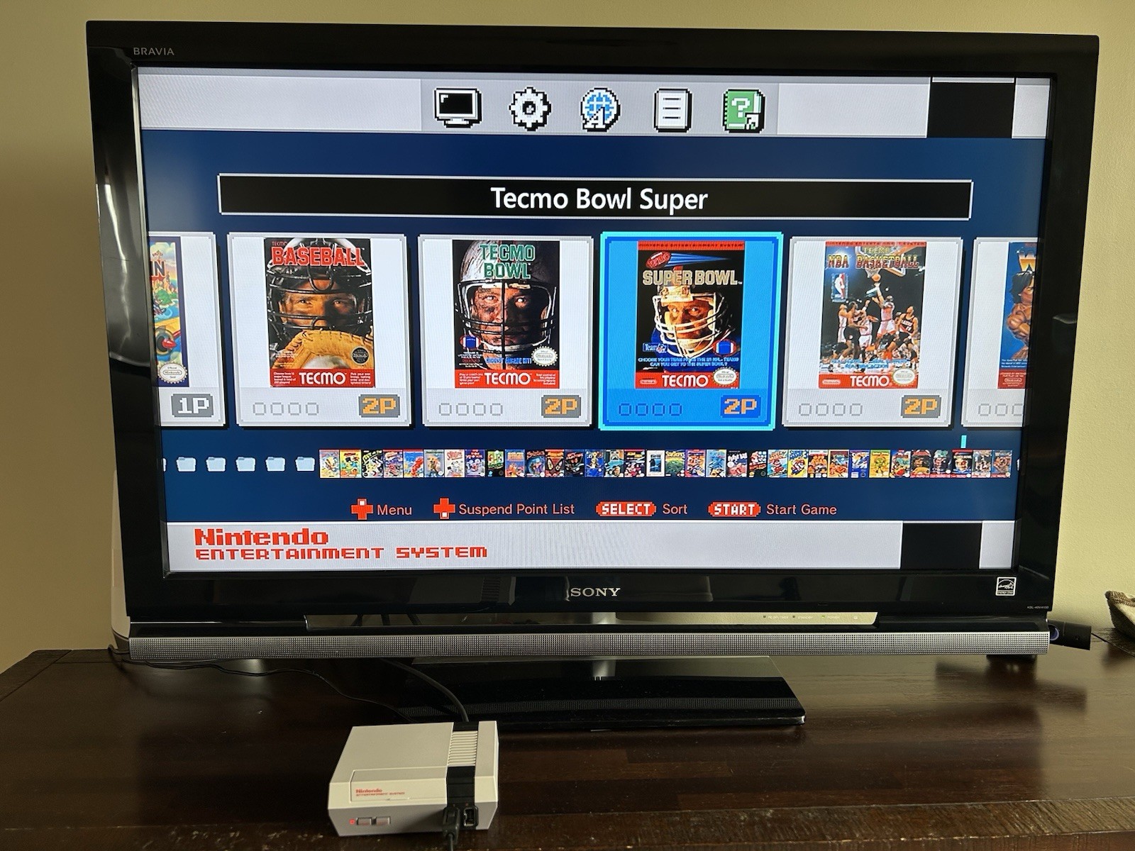 Nintendo NES Mini Classic Edition With 271 Games