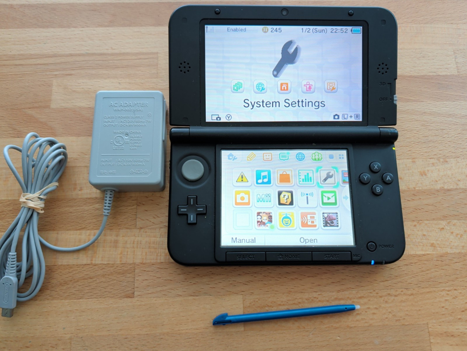 Nintendo 3DS XL Blue Handheld System Console TESTED AND Works