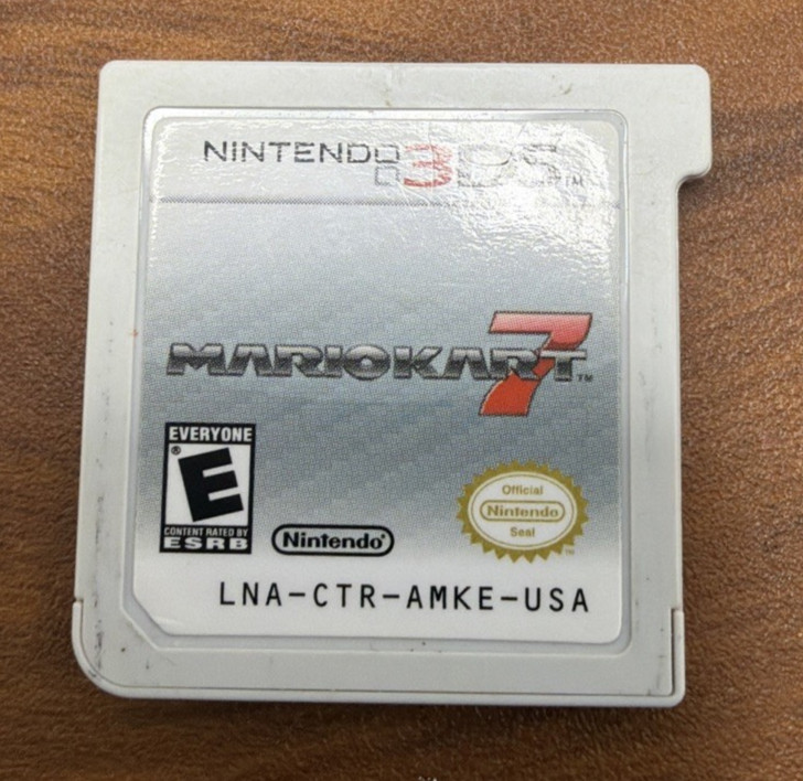 Nintendo 2DS Handheld Console Electric Blue Tested Working w Mario Kart 7