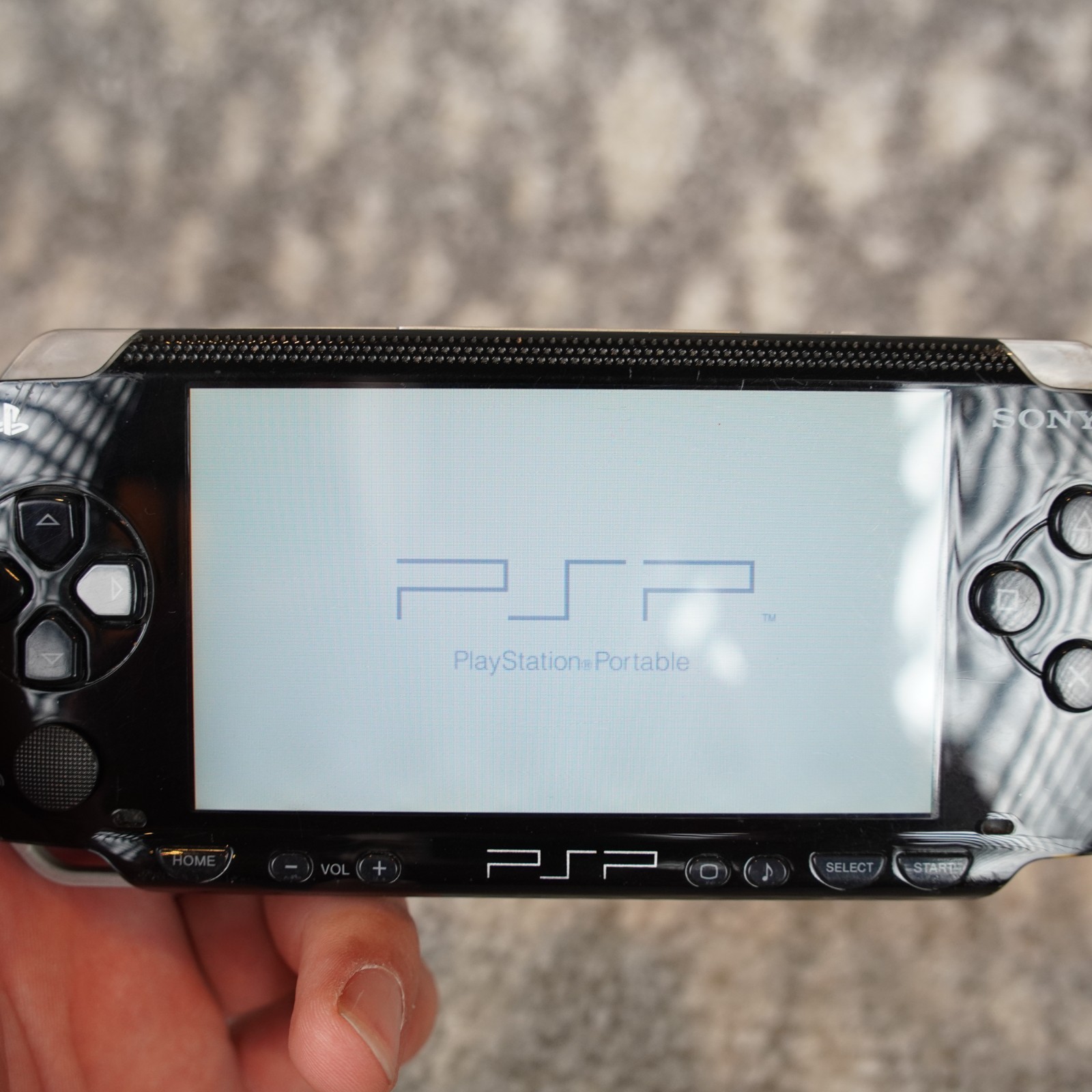 Sony PSP-1001 Handheld Console Black W/ Charger 32MB Stick New Battery Game Disc