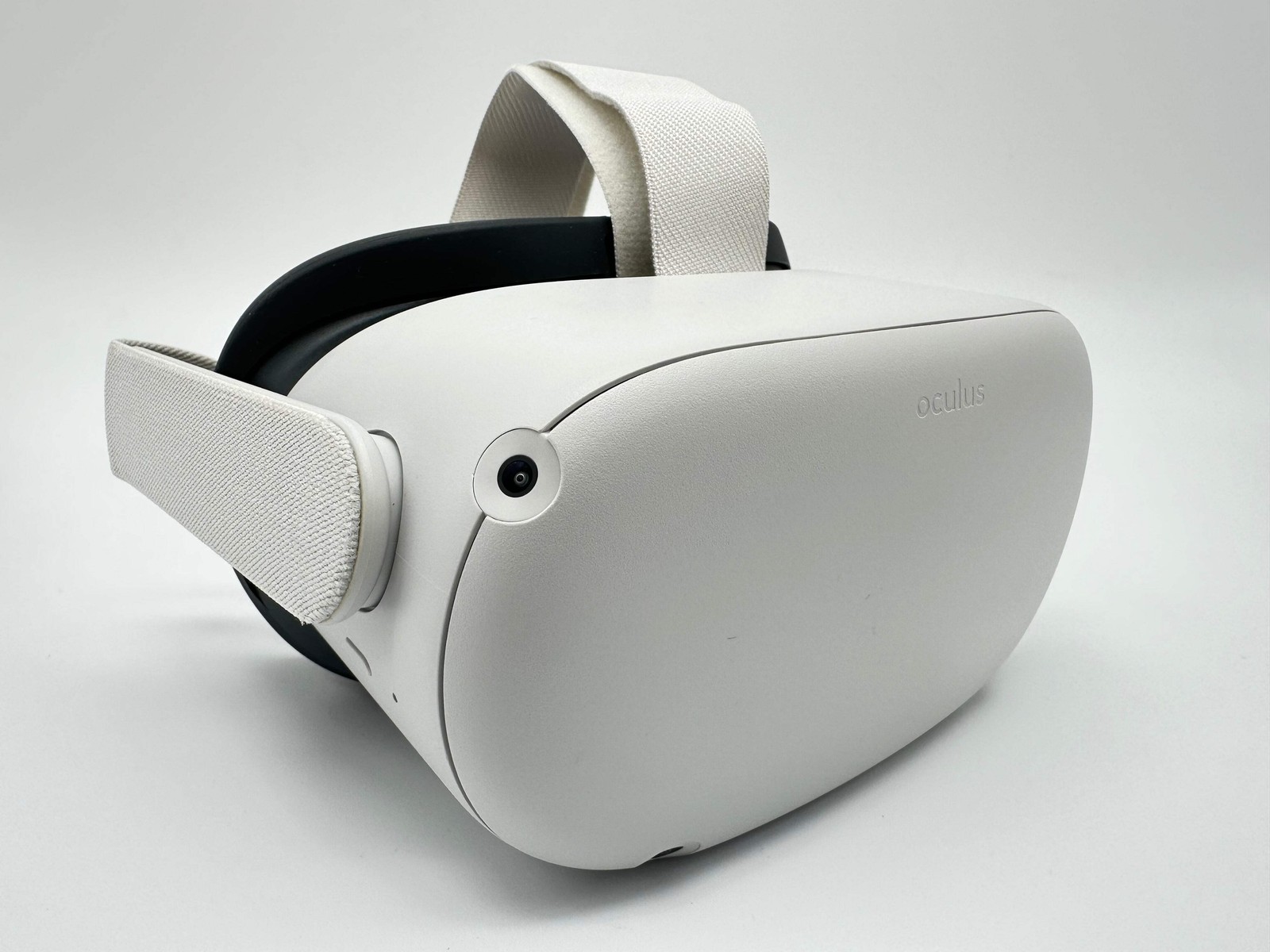Meta Quest 2 KW49CM VR Headset 128GB White Used With Box