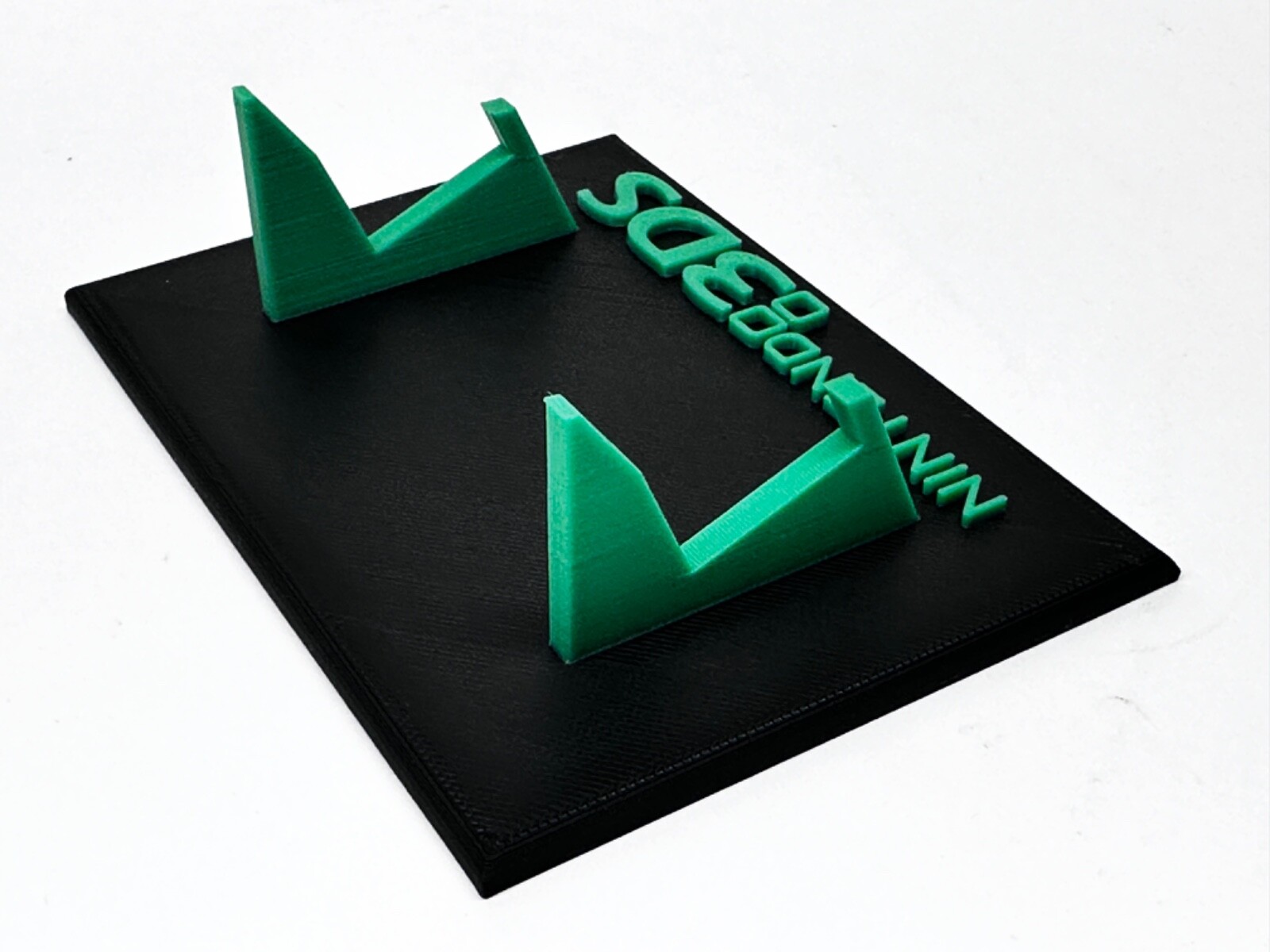 Nintendo 3DS Console Display Stand (STAND ONLY) Black/Green- Ask 4 other COLORS