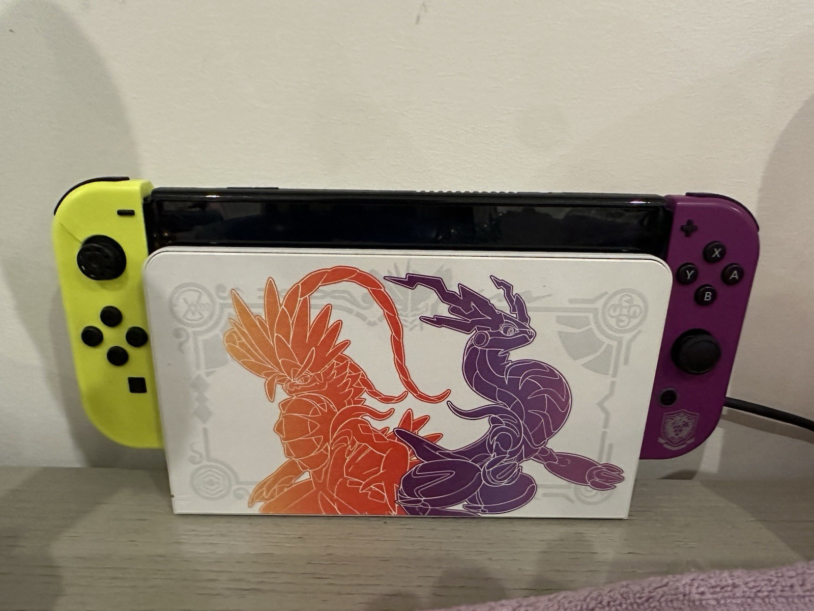 Nintendo Switch OLED Pokémon Scarlet & Violet Edition w/ Yellow & Purple Joy-Con