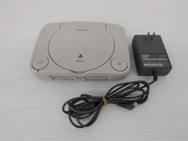 PS one Console (SCPH-100) PlayStation JP GAME. 9000025740104