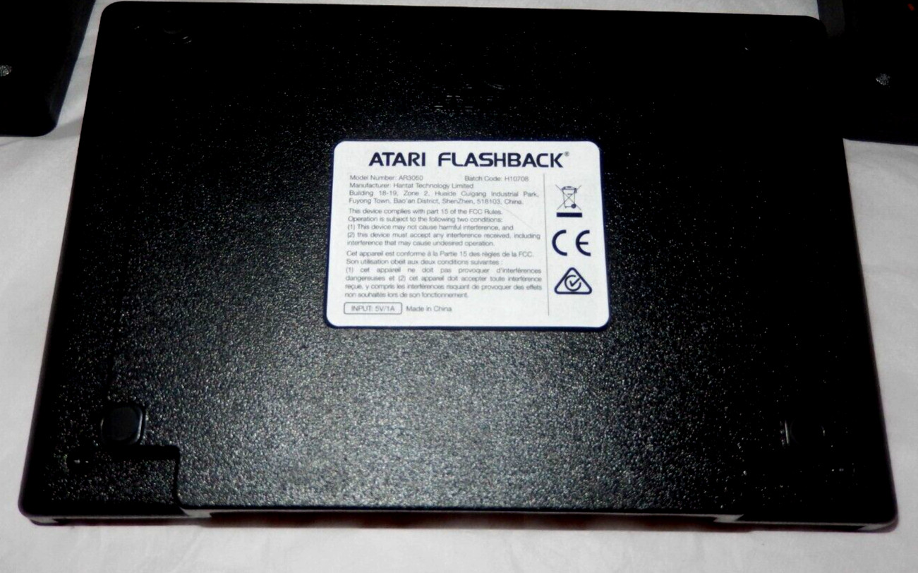 Atari Flashback 9 AR3050 HDMI Game Console 110 Games & Two Wired Controllers