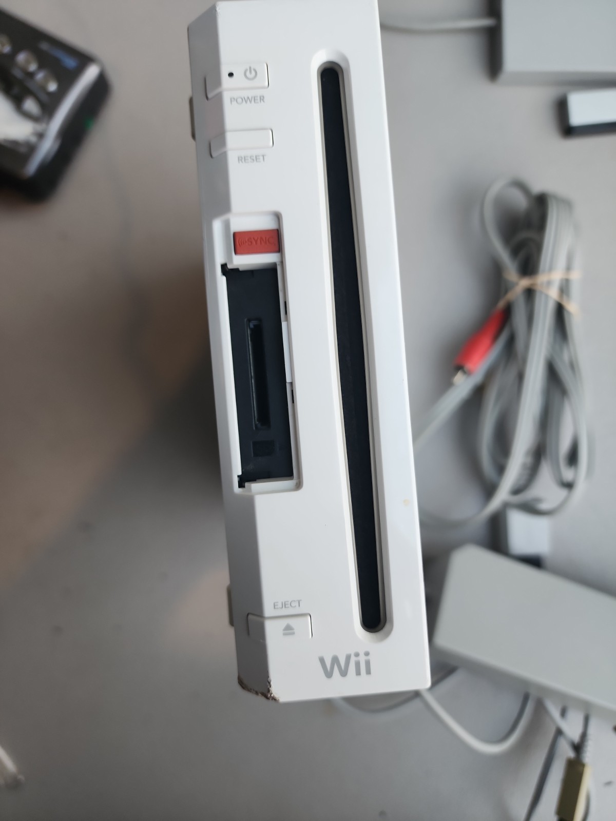 Nintendo Wii Game Console RVL-001 Bundle, USA Version, White