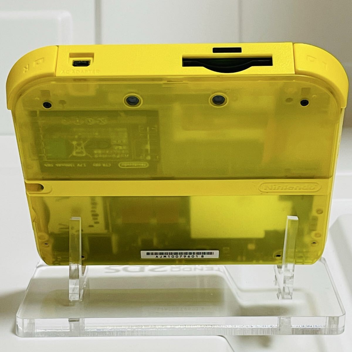 Nintendo 2DS Clear Yellow Pikachu Limited Edition Console w/Charger
