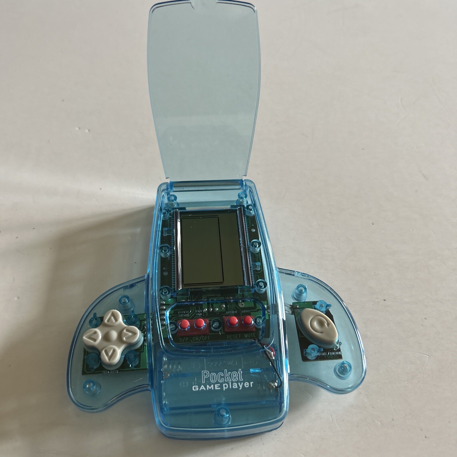Pocket Game Player w/ Clear Blue Case- Tested