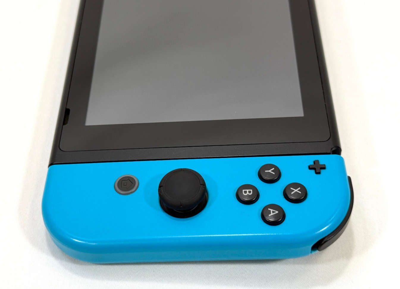 Nintendo Switch v1 Console Gaming System HAC-001 w/ Neon Red/Blue Joy-Cons
