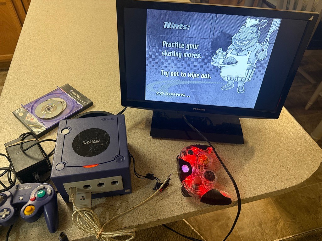 Indigo DOL-001 Gamecube W/ Region Switch? w/ 4 Games