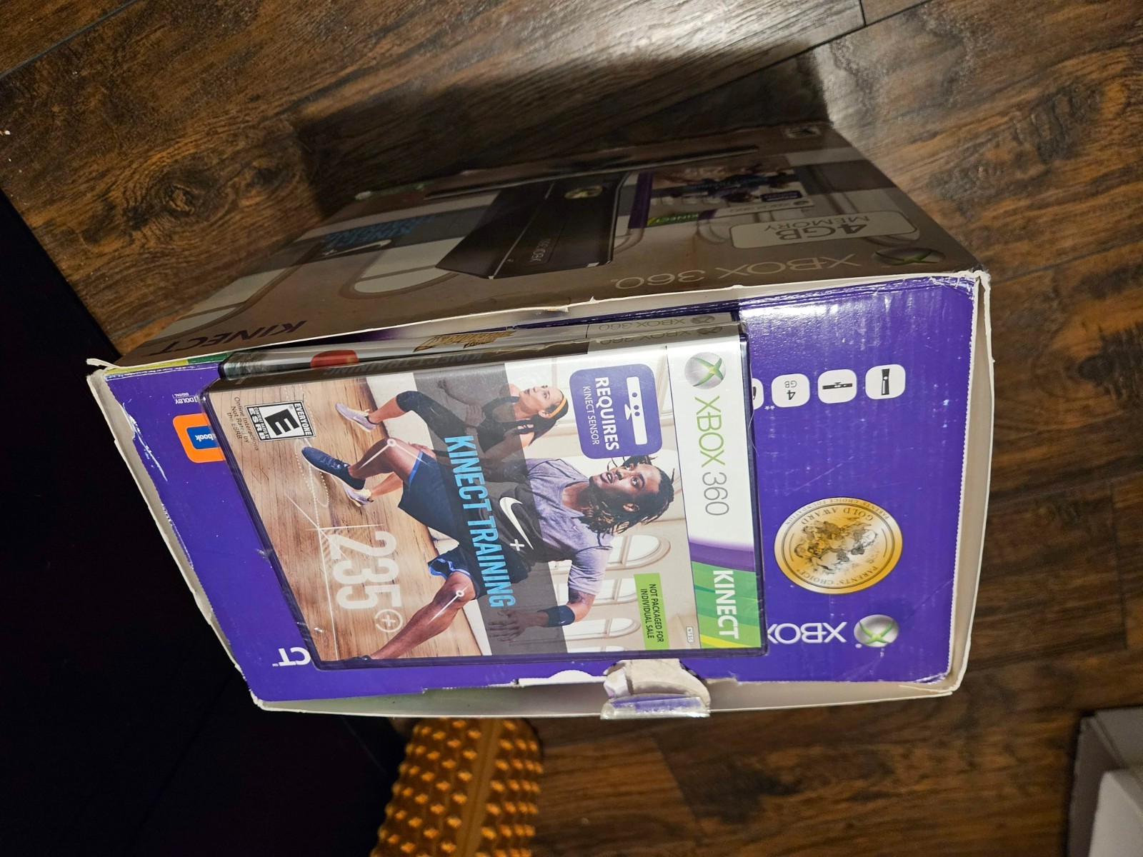 Microsoft Xbox 360 S Gaming Console and Kinect – Black 4GB
