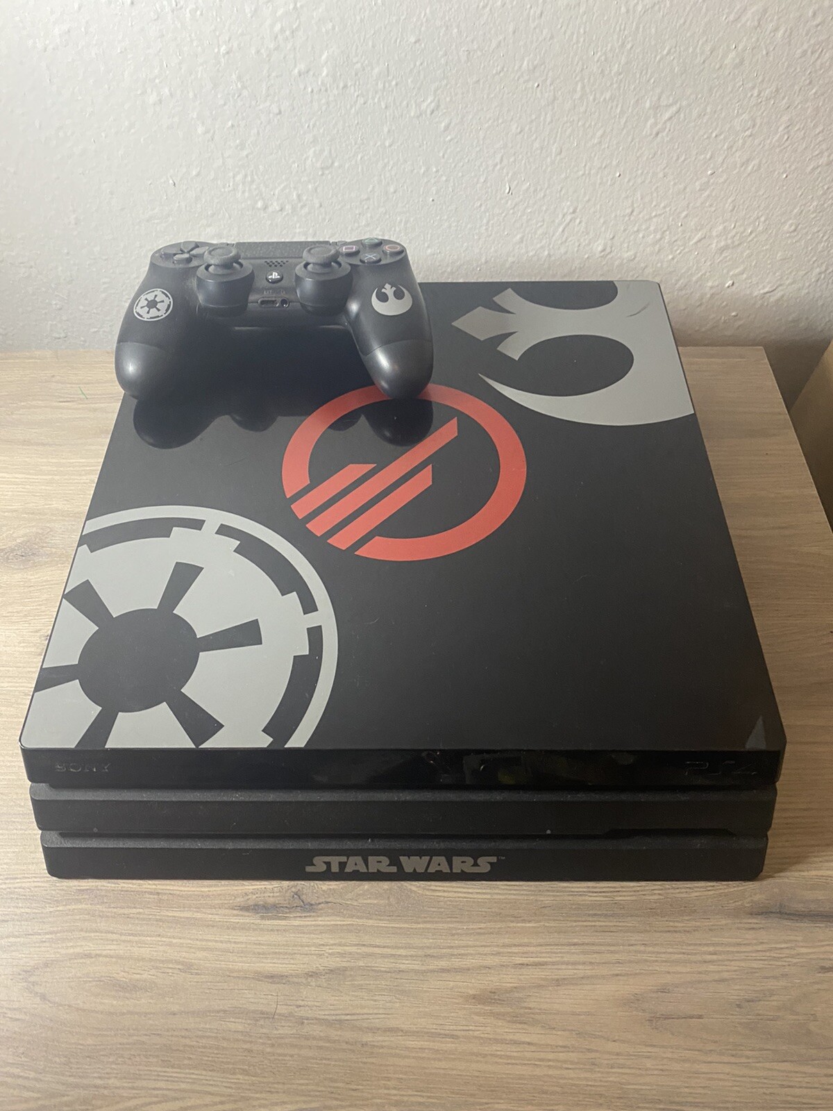 Sony PlayStation 4 Pro STAR WARS: Battlefront II Limited Edition Bundle, 2TB