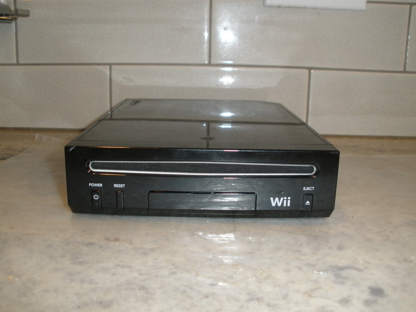 BLACK NINTENDO WII RCONSOLE ONLY TESTED WORKS RVL-101 (USA)