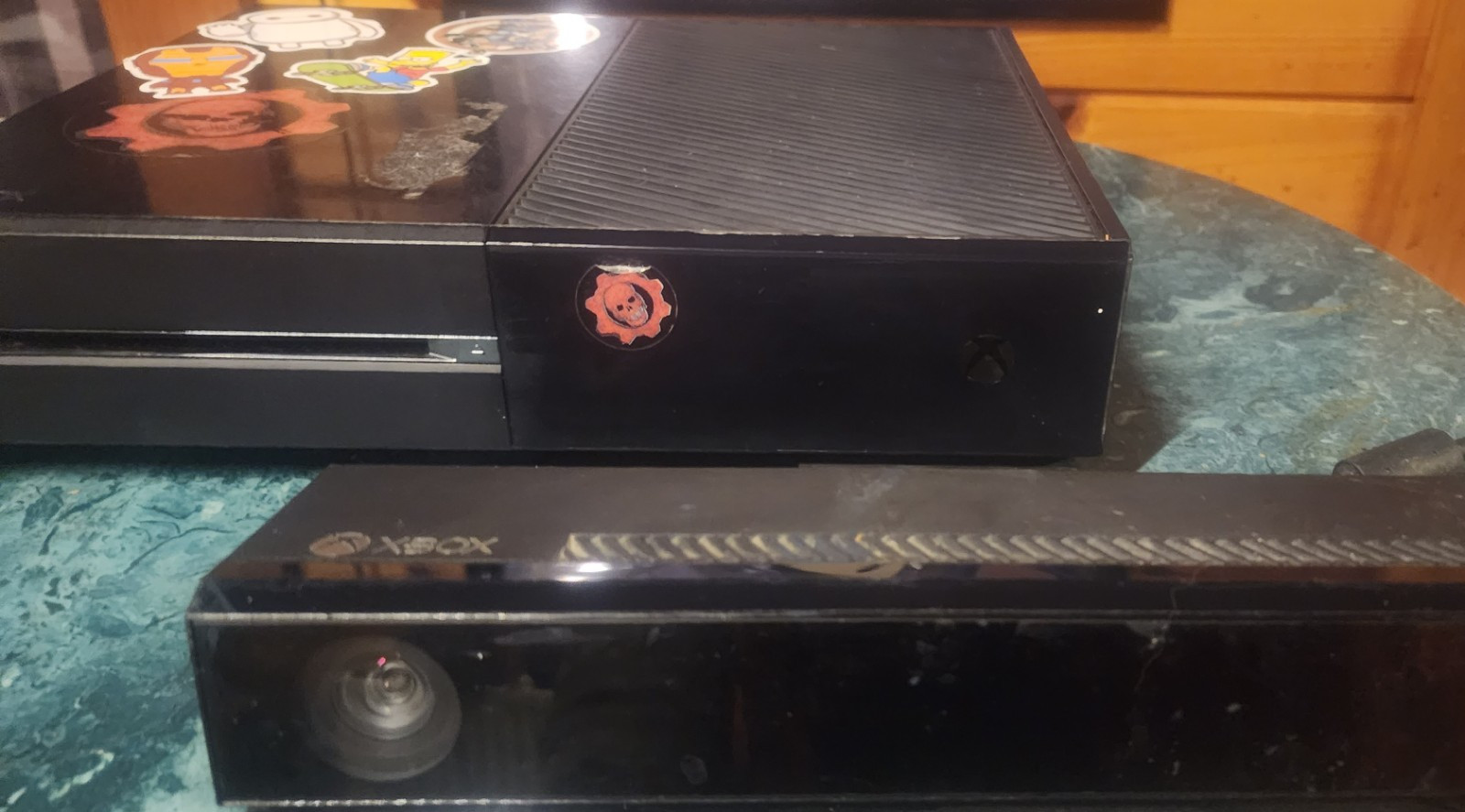 Xbox One 500GB Console w/Kinect • NO POWER SUPPLY