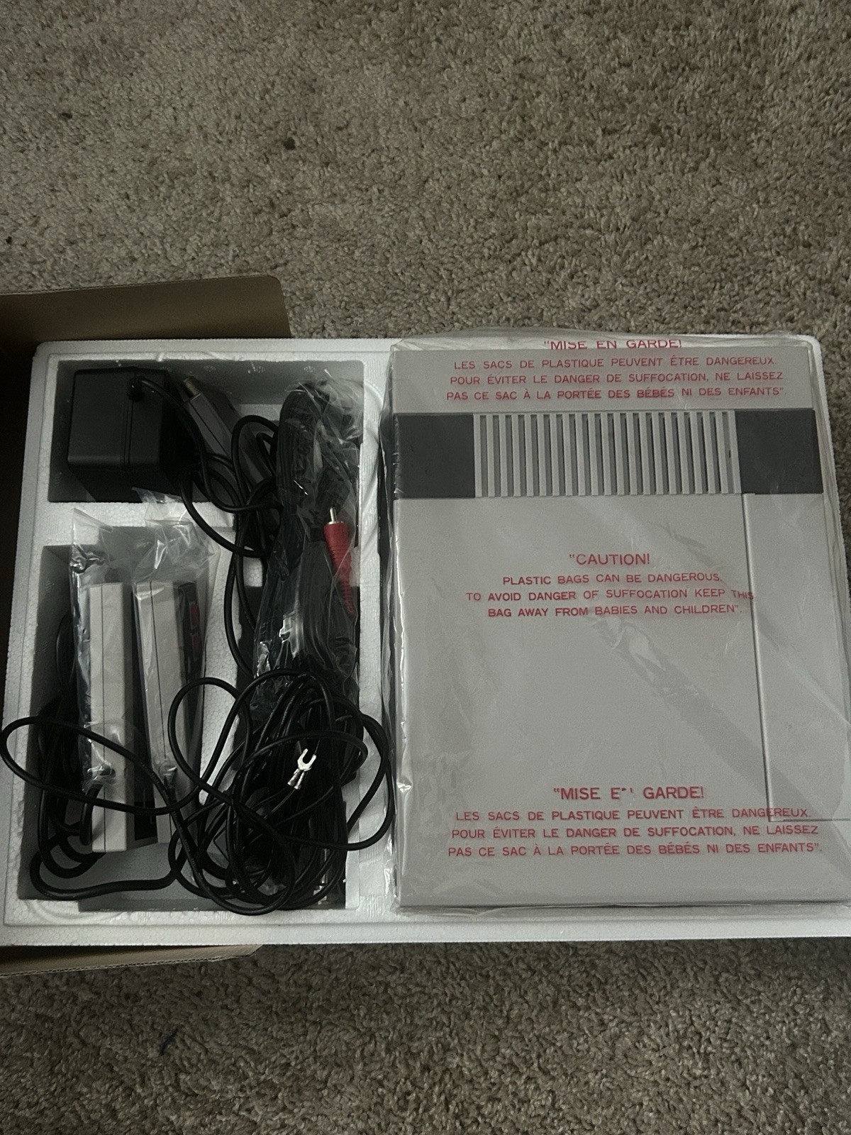Nintendo 1988 NES-001 Console Control Deck CIB New Open Box