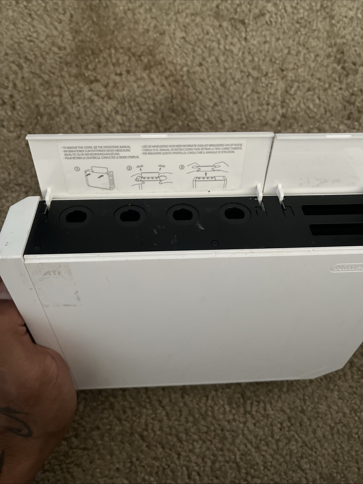 nintendo wii console only WORKS PERFECT. WITH COVERS. CLEAN WHITE