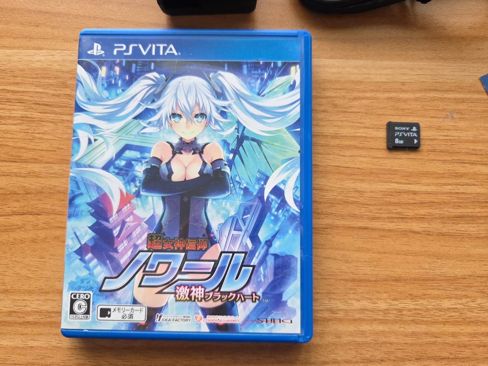PS Vita Light Pink White PCH 2000 ZA19 Console CIB