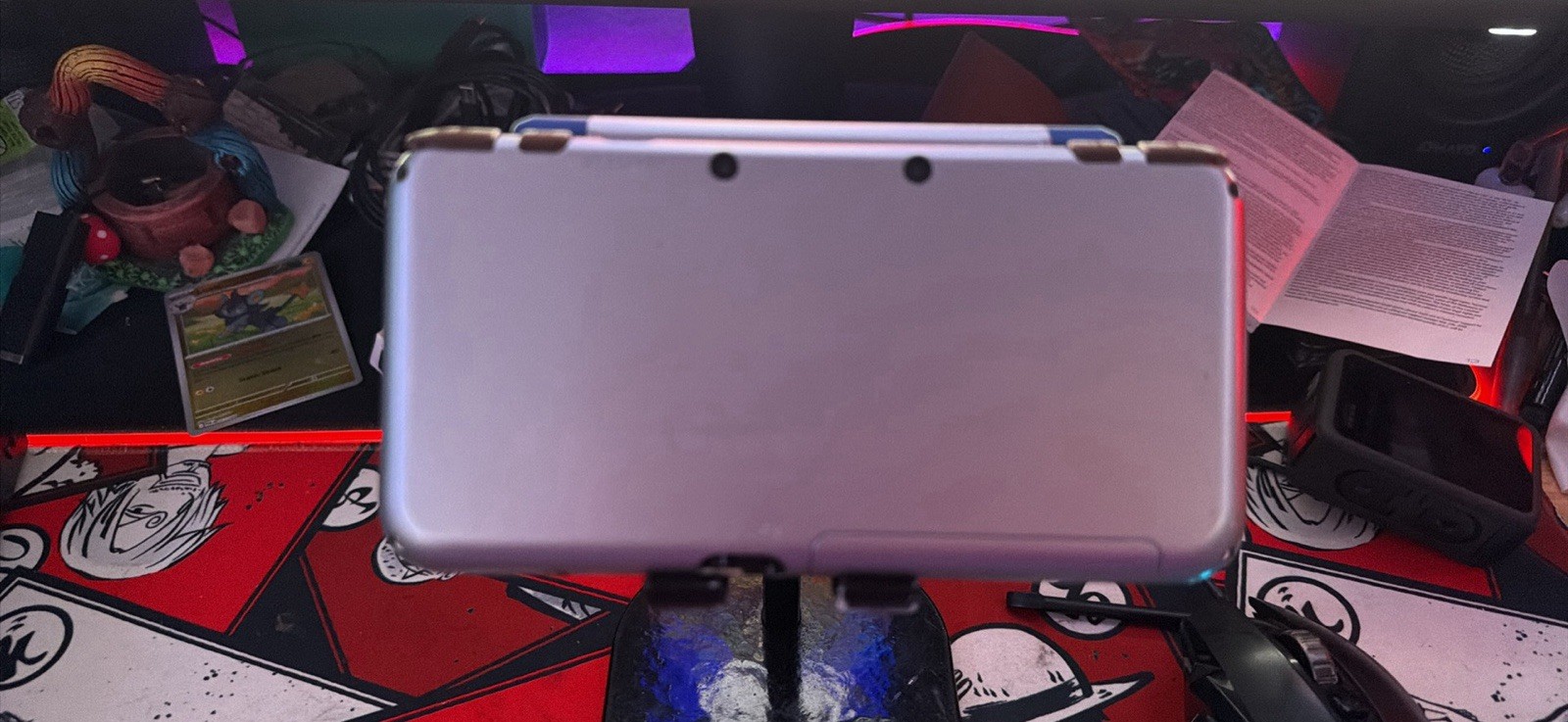 Nintendo New 2DS XL Hyrule Edition Blue/Gray special edition