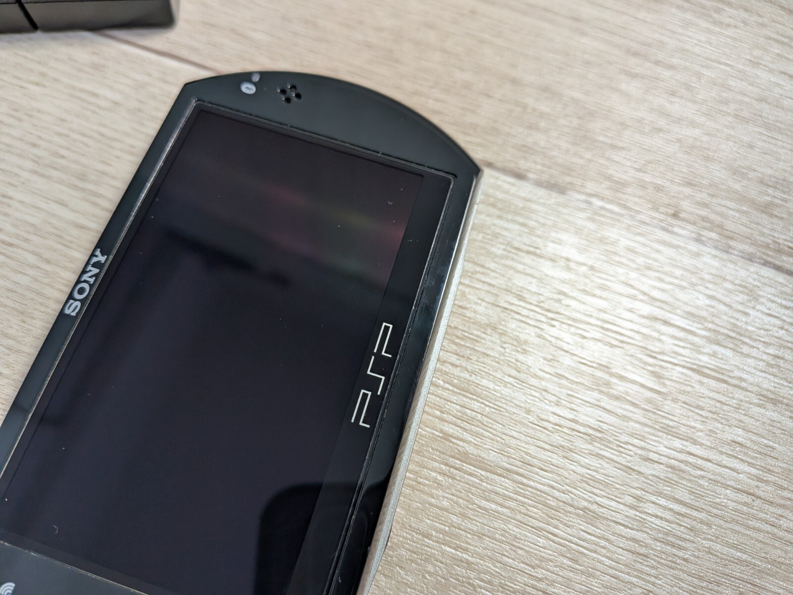 sony psp go console black and 8gb memory Tested Work – many songs by Perfume