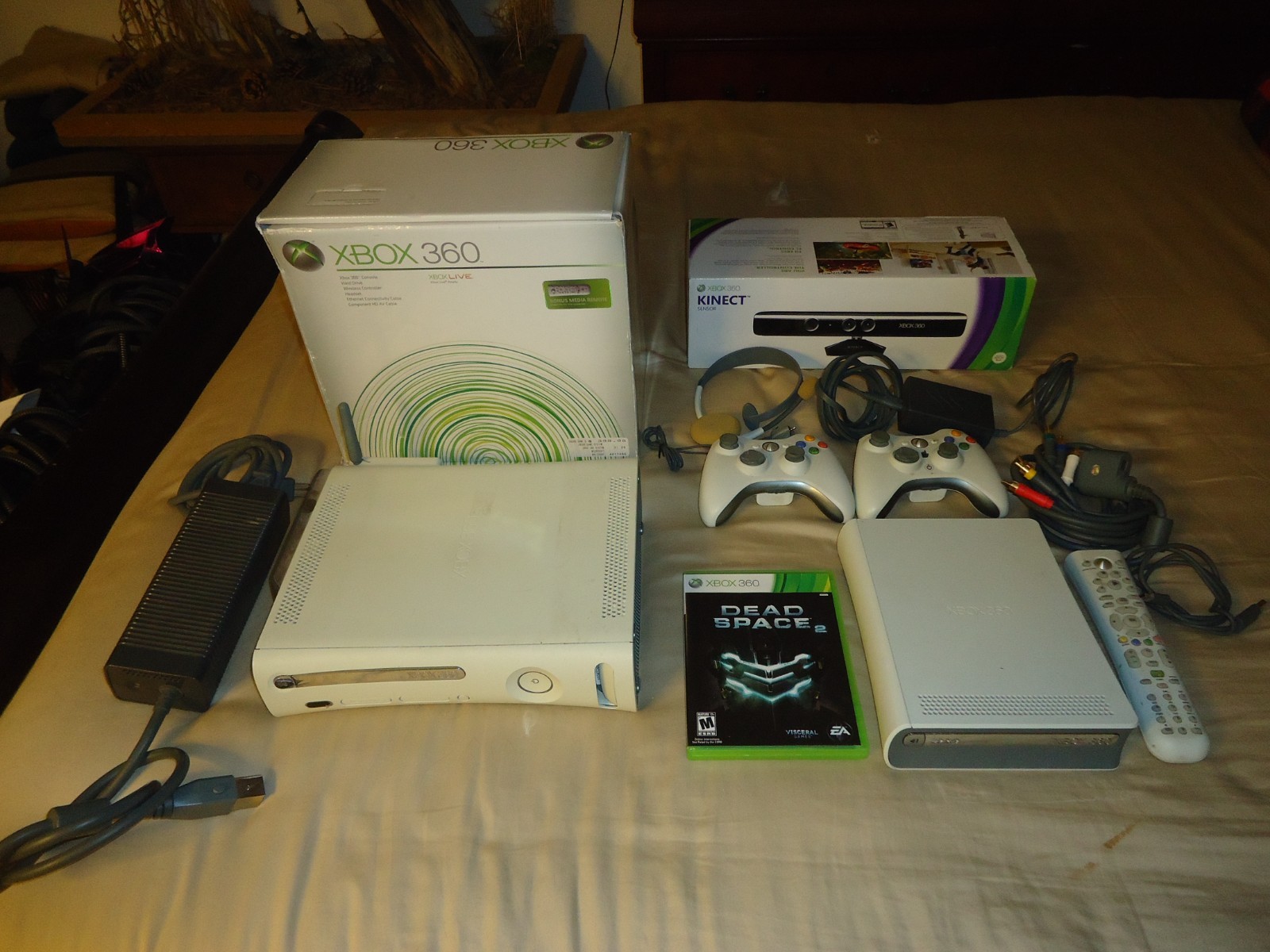 Xbox 360 with rare HD DVD Player external disc drive w/system Boxed Dead Space 2