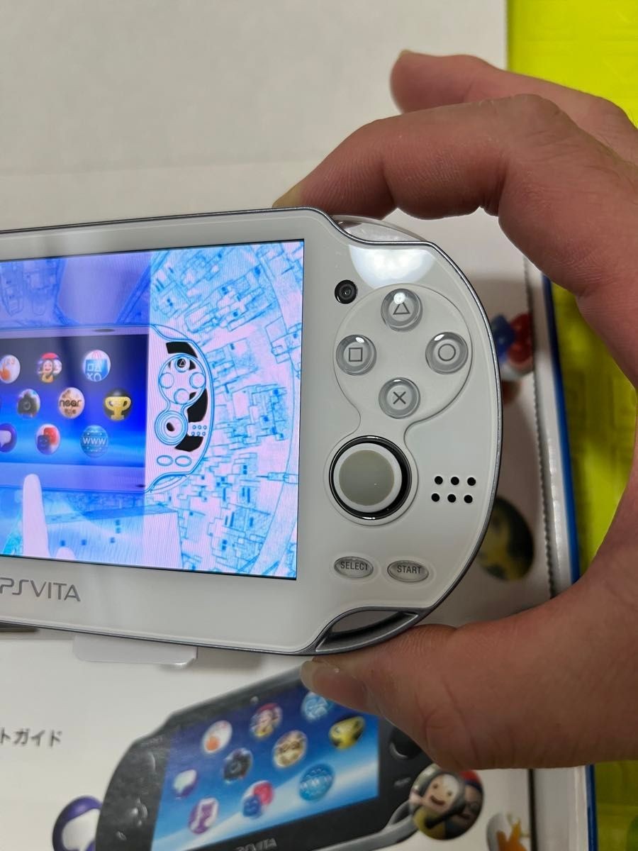 Excellent PS Vita PCH-1100 Sony Playstation complete Set Console White