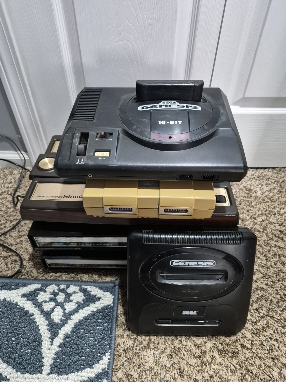Lot of 6 Nintendo Sega Colecovision Intellivision Consoles For PARTS REPAIR